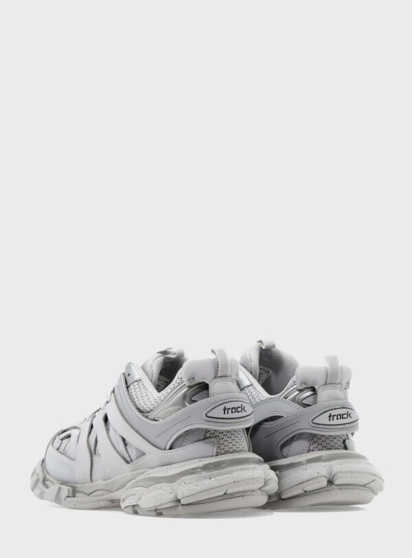 Sneaker Tracks