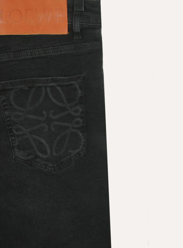 Jeans Anagram on Pocket