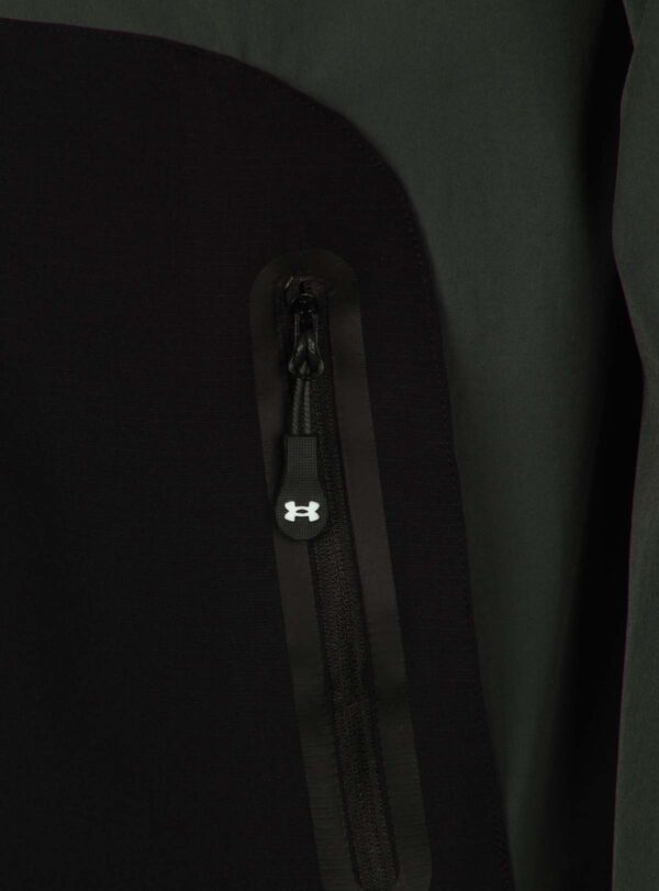 Tracksuit Plaque On Back