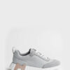 Sneaker Bouncing
