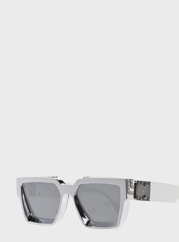 Eyewear Millionaires