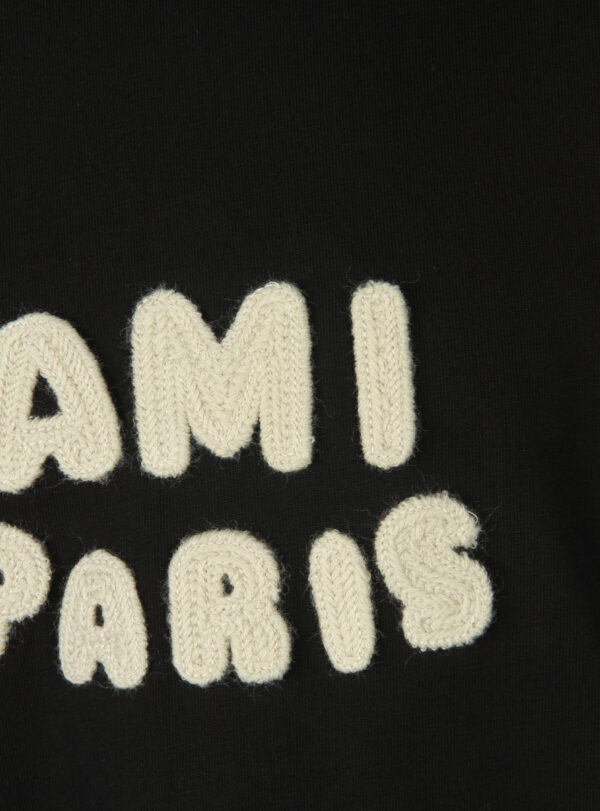T-Shirt Embroider Crewneck